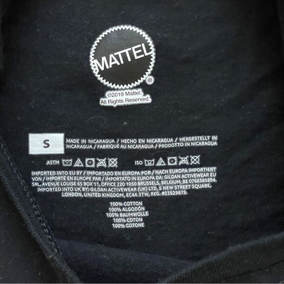 Mattel Barbie Cropped Crew Neck T-shirt Black With Barbie in Pink Writing Small - Picture 7 of 9